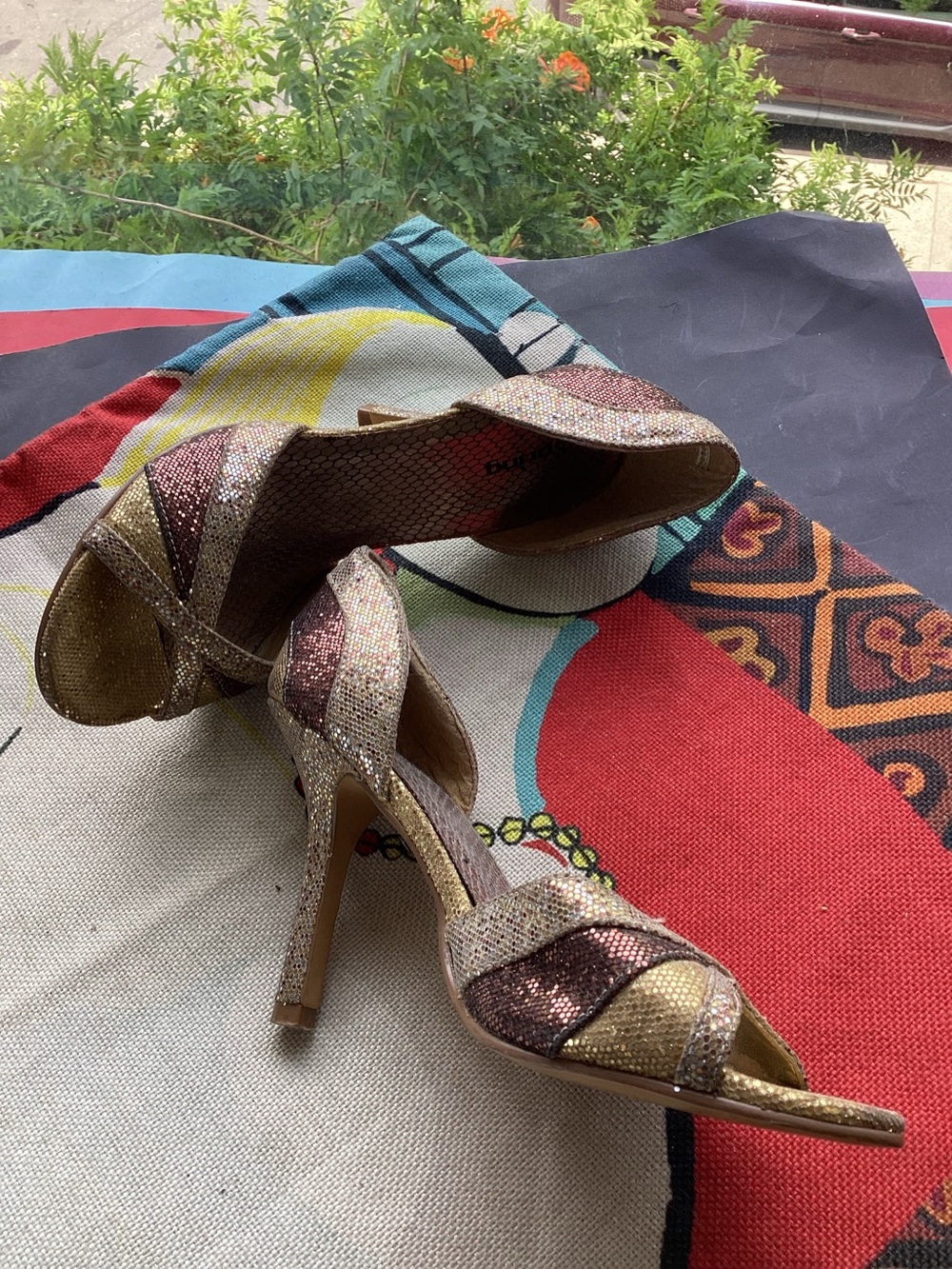 Spring glitter bronze heels